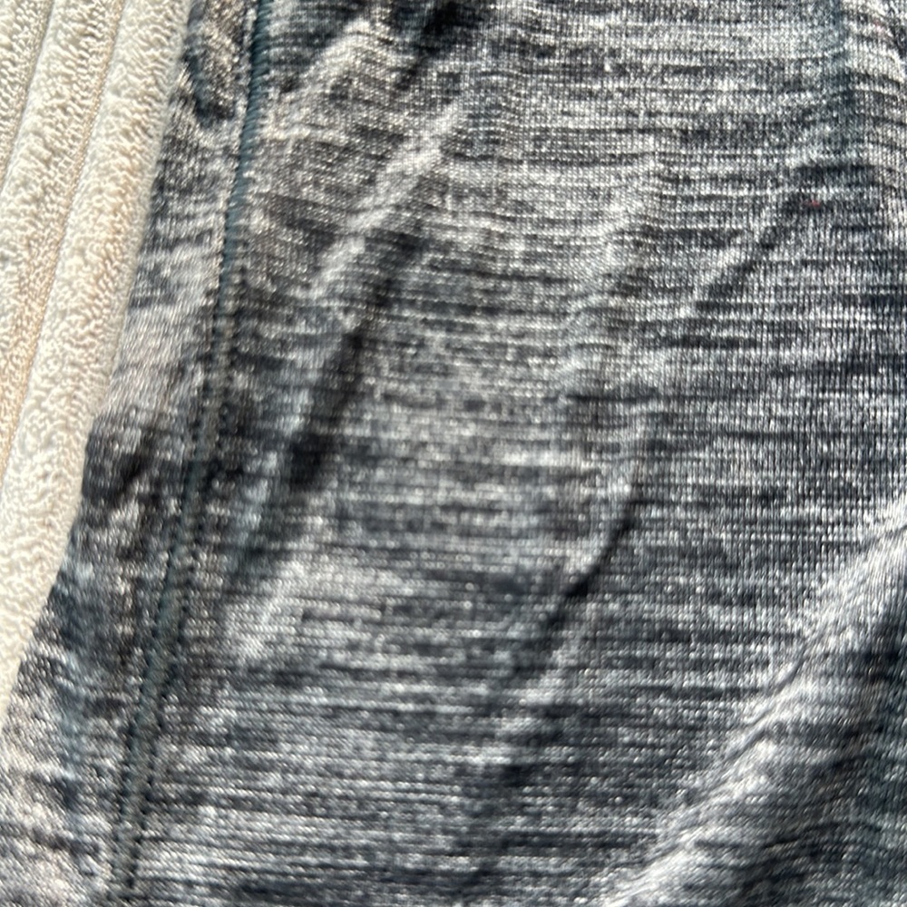 Lululemon Tank - Picture 3 of 5